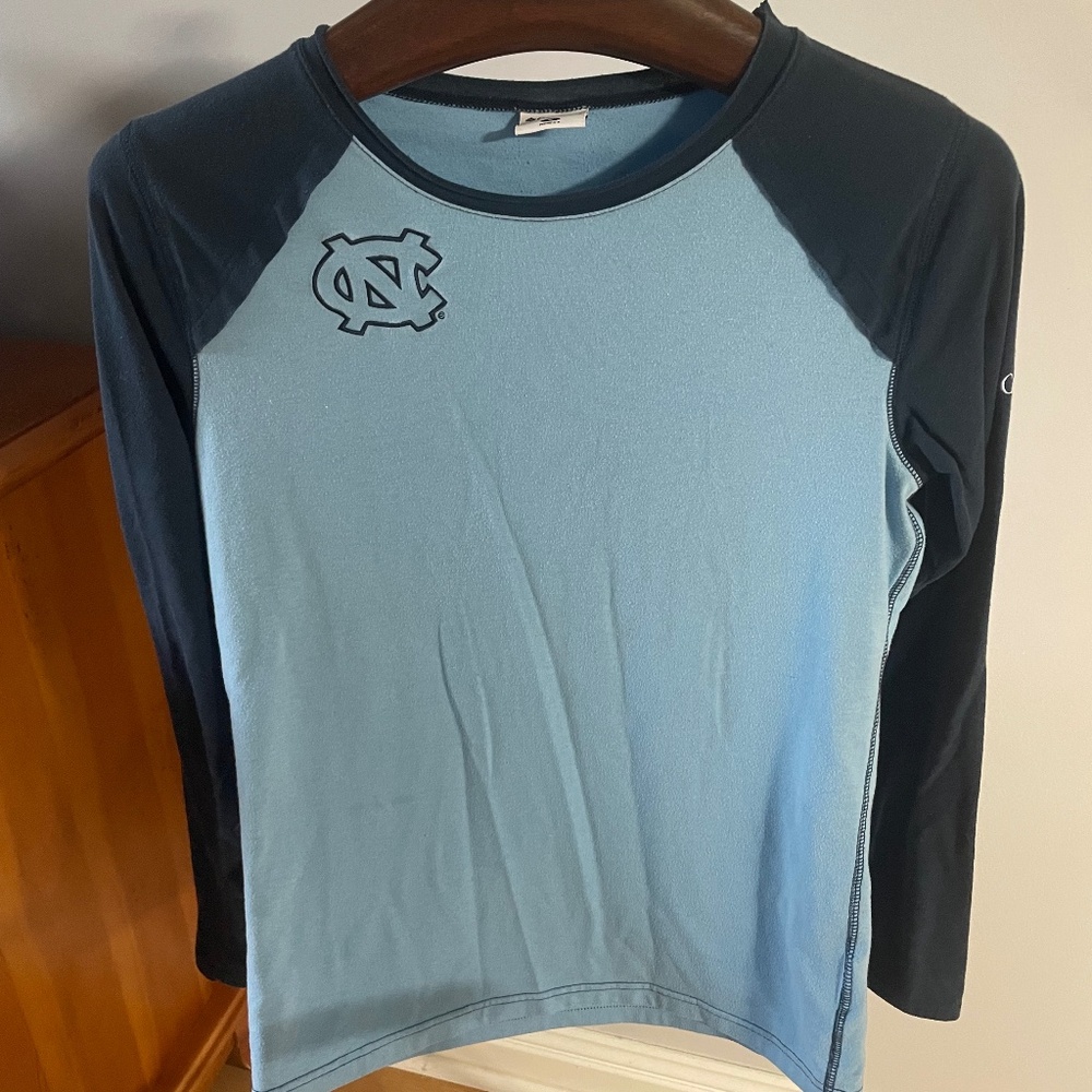 Carolina blue Columbia long sleeve shirt